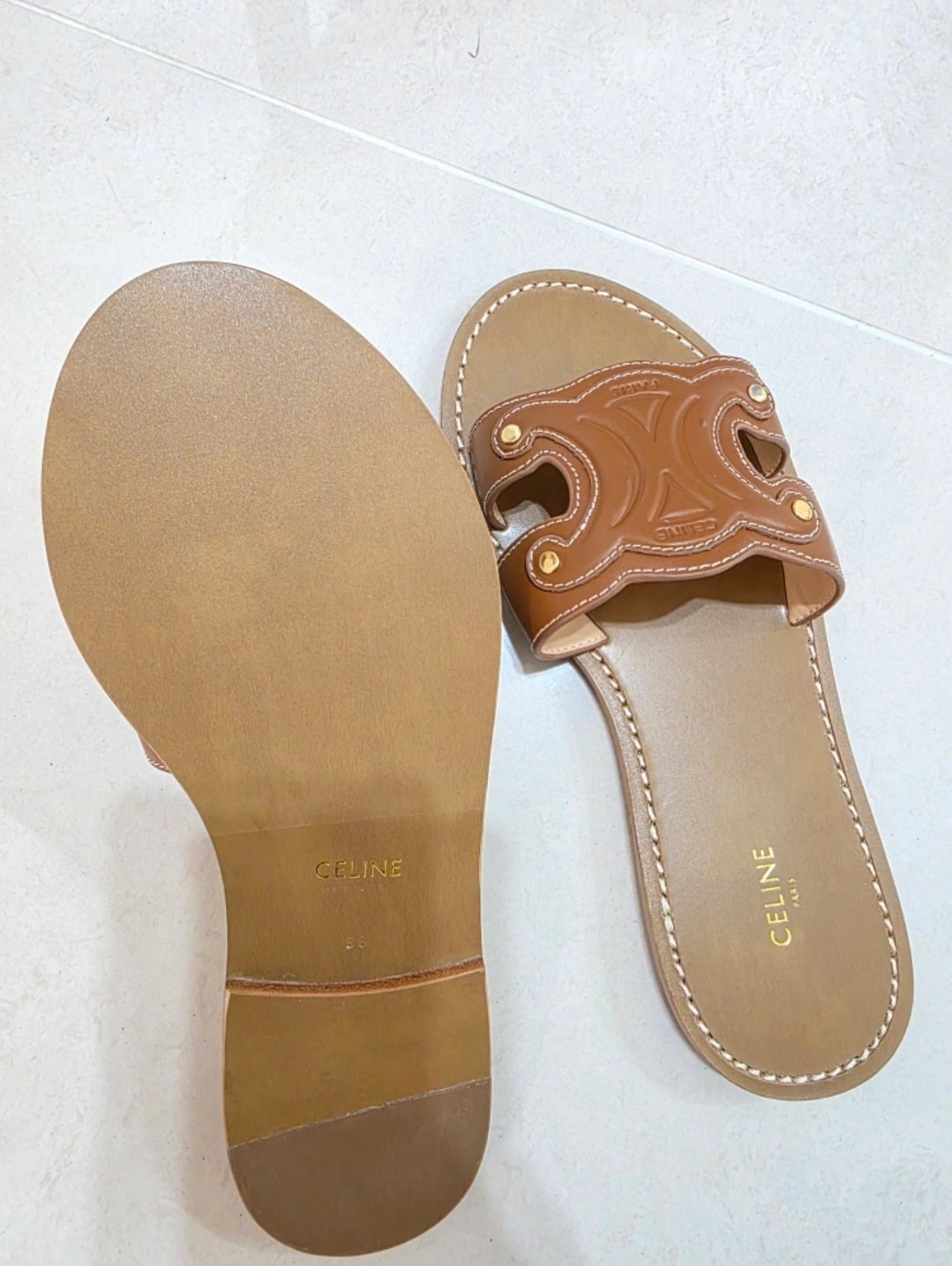 셀린느 슬리퍼